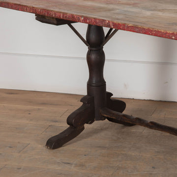 19th Century Italian Pedestal Dining Table