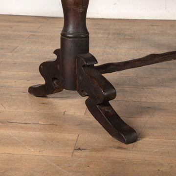 19th Century Italian Pedestal Dining Table
