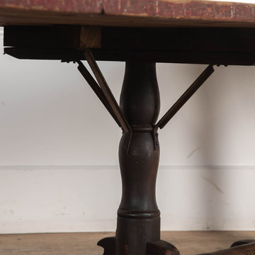 19th Century Italian Pedestal Dining Table