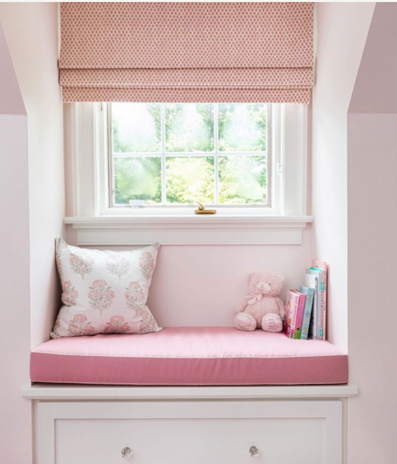[install]Design by Humphrey Orr Interiors color-name:Petal Pink