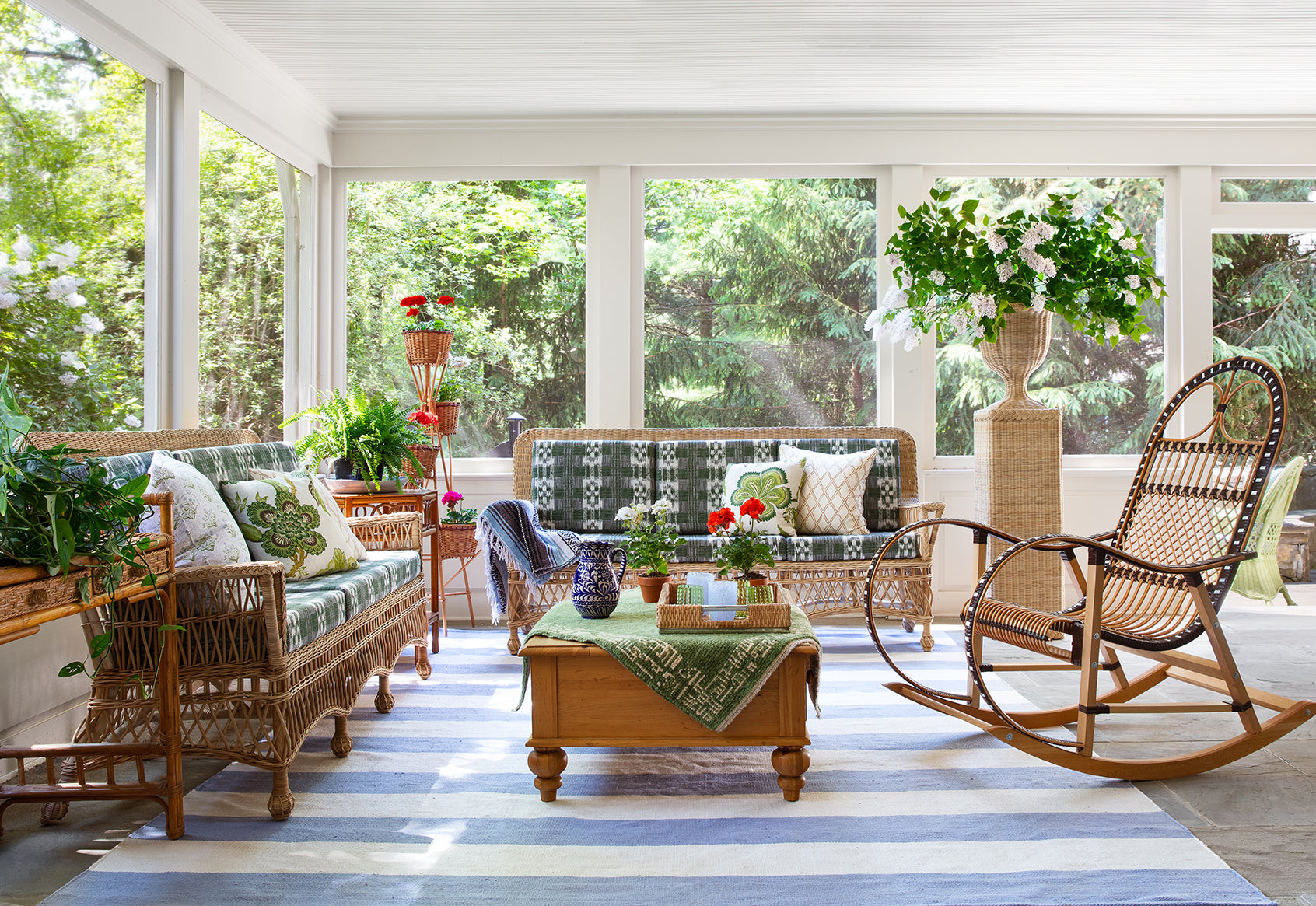 House_Beautiful__Ariel_Okin_Interior_Designer_Donna_Dotan_Photographer_MiekeTen_Have_Stylist_1_f3e9bd1a-fae0-4fda-b7bc-8bc8b98bb0b4.jpg