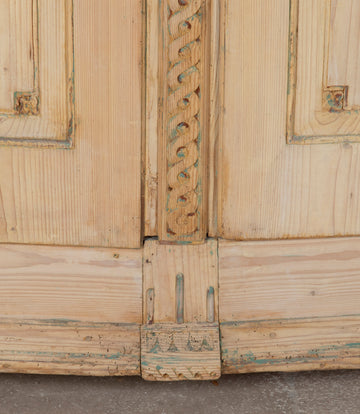 Early 19th Century Alsaitan Painted Pine Bow-Fronted Armoire