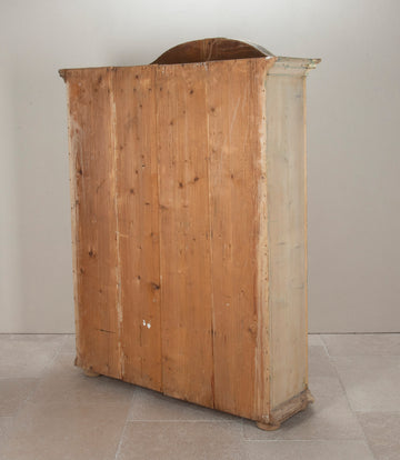 Early 19th Century Alsaitan Painted Pine Bow-Fronted Armoire