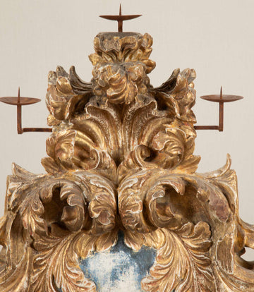 Late 18th Century Italian Carved Giltwood Cartouche